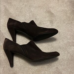 Stuart Weitzman Dark Brown Heels